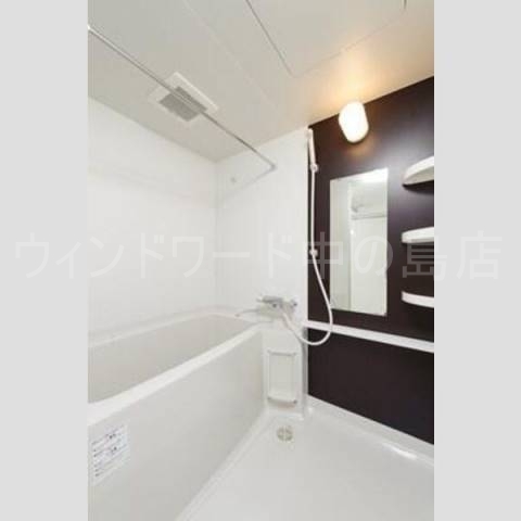 バス・シャワールーム　詳細は、ウィンドワード中の島店までご相談下さい。