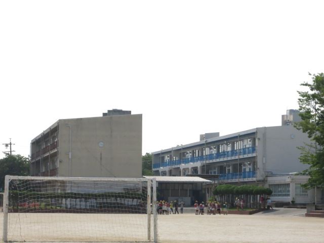 小学校　市立松原小学校（小学校）まで1100m