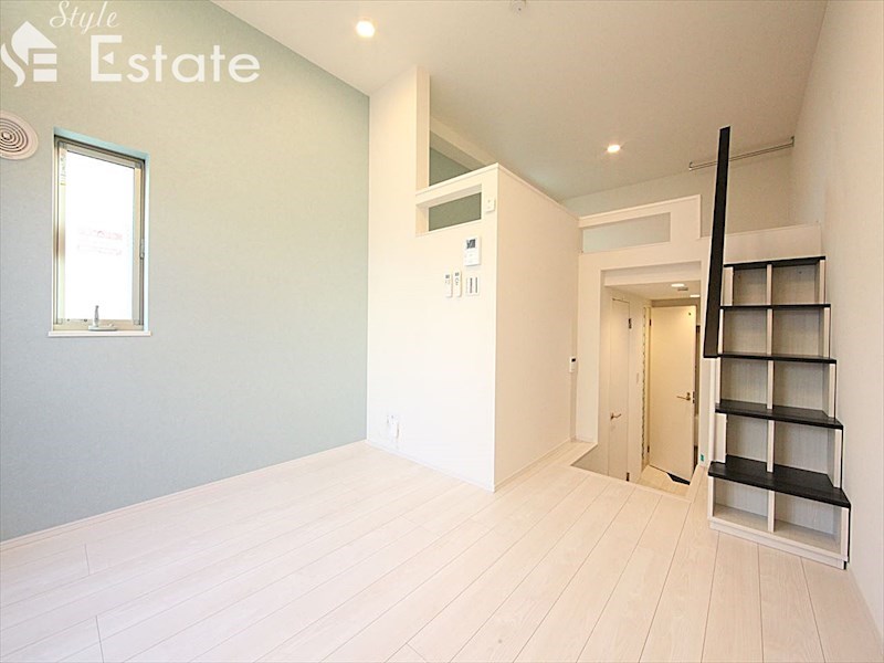 居室・リビング　内装