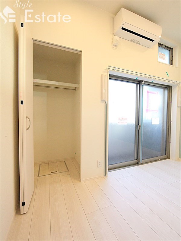 収納　クローゼット