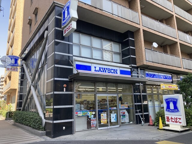 コンビニ　ローソン 港南三丁目店（コンビニ）まで256m