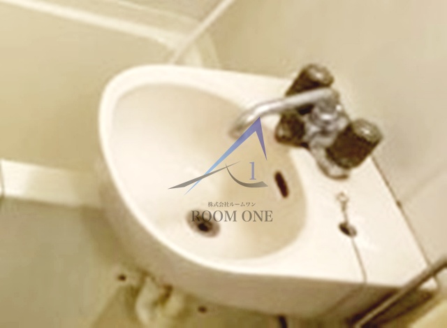 洗面設備　洗面台です。