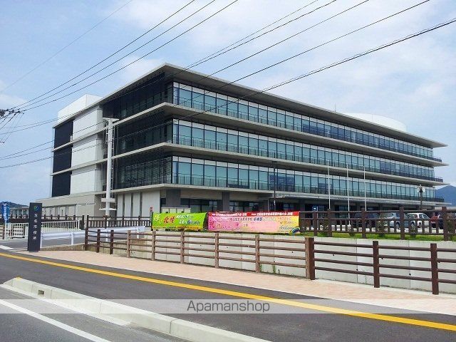 役所　玉名市役所（役所）まで800m