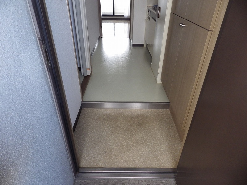 玄関　※同建物同型別のお部屋