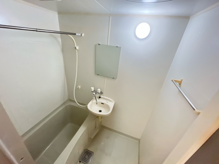 バス・シャワールーム　他号室の写真です。