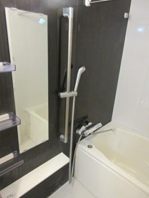 バス・シャワールーム　バスルーム