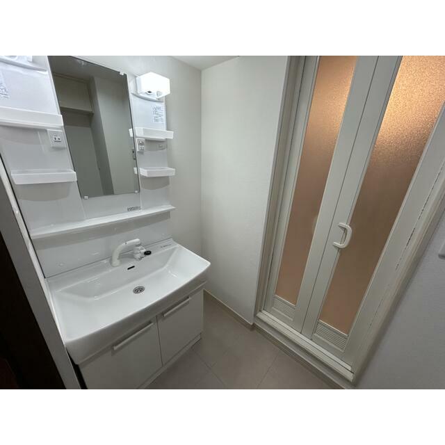 洗面設備　別部屋の写真です