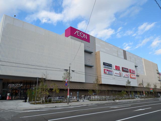 ショッピングセンター　イオンモール仙台上杉（ショッピングセンター）まで500m