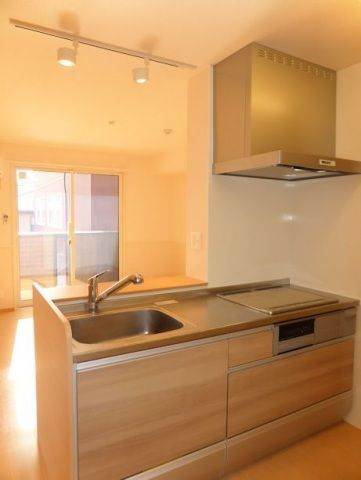 キッチン　人気の対面カウンター３口システムキッチン☆