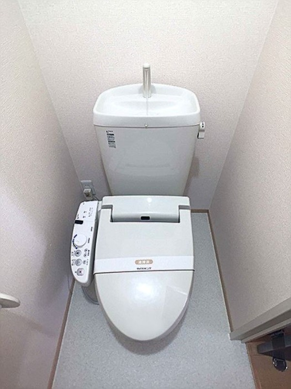 トイレ　図面と現状に相違がある場合には現状を優先