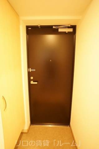 玄関　クロスは現状を優先します