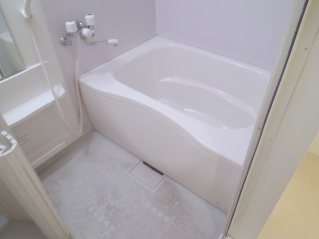 バス・シャワールーム　浴室