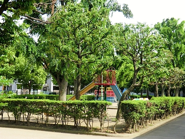 公園　公園（公園）まで400m