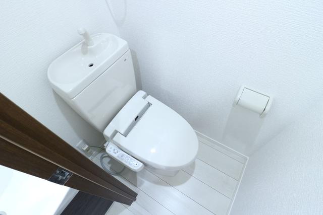 トイレ　トイレ