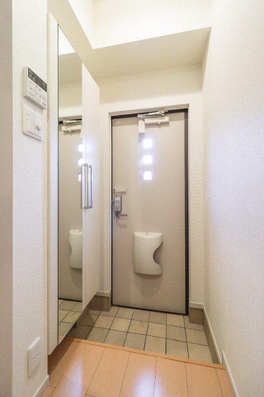 玄関　図面と現状に相違がある場合には現状を優先