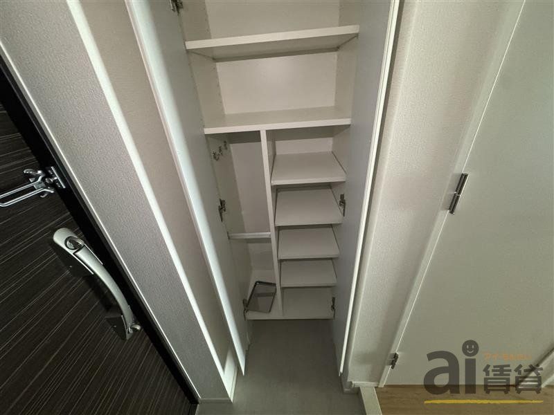 玄関　※同仕様写真です