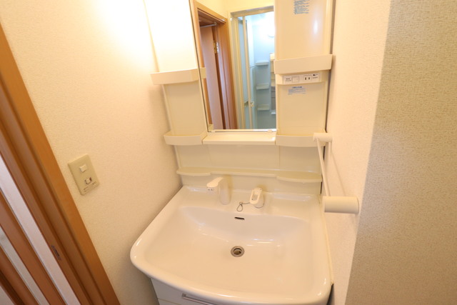 洗面設備　シャンプードレッサー