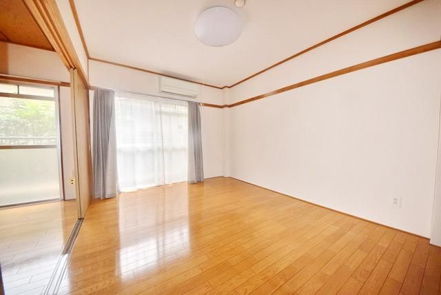 居室・リビング　★日当たり良好★