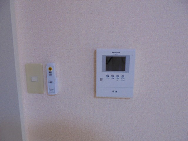 セキュリティ　※写真は201号室です（参考）