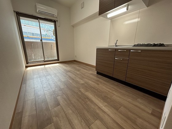 居室・リビング　※別部屋の写真です