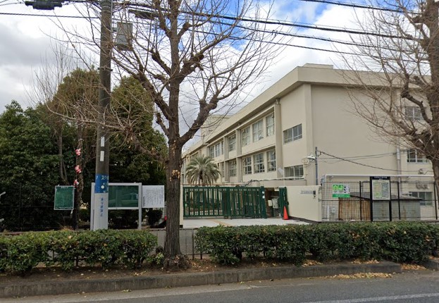 小学校　豊中市立熊野田小学校（小学校）まで666m