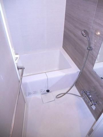 バス・シャワールーム　★追焚き・浴室乾燥付いてます★