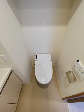 トイレ　落ち着いたトイレです