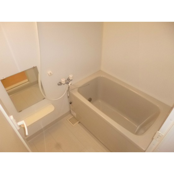 バス・シャワールーム　反転タイプになります。