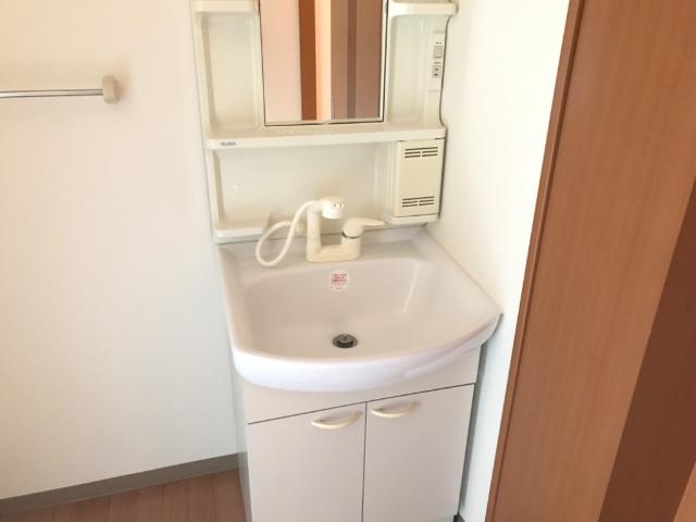 洗面設備　洗髪洗面化粧台