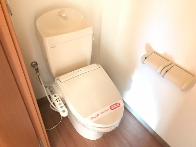 トイレ　トイレ