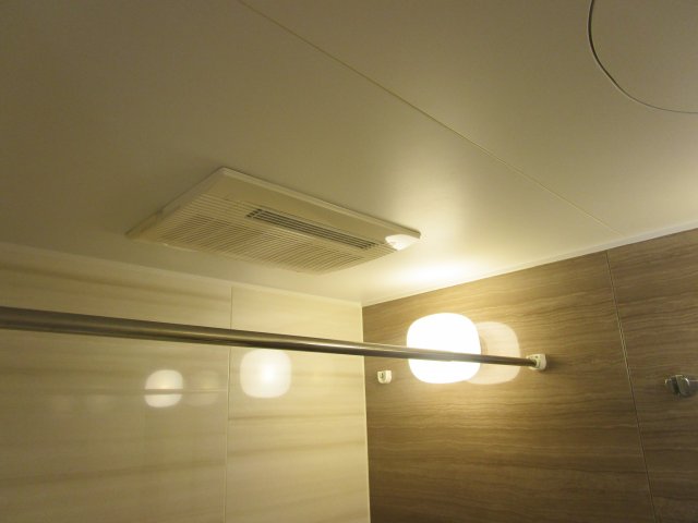 その他設備　浴室乾燥機