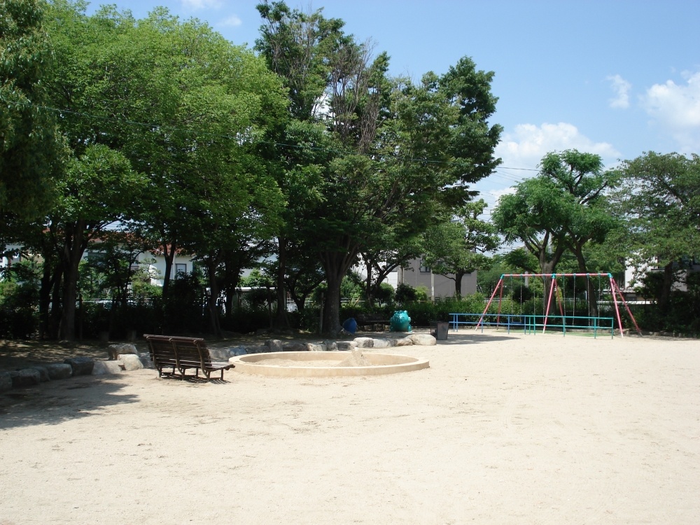 公園　高倉公園（公園）まで203m