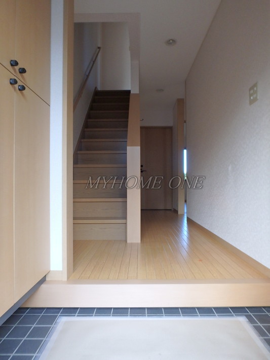 玄関　玄関ホール