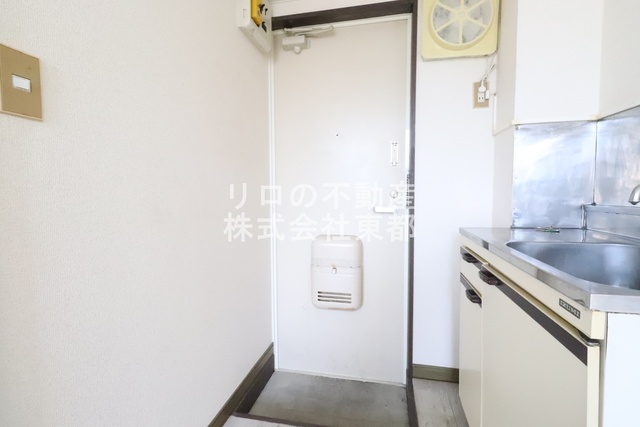 その他共有部分　敷地内にゴミ置き場があるので、朝の忙しいときに便利ですね☆