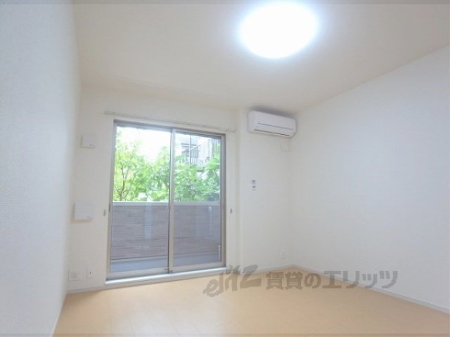 居室・リビング　洋室