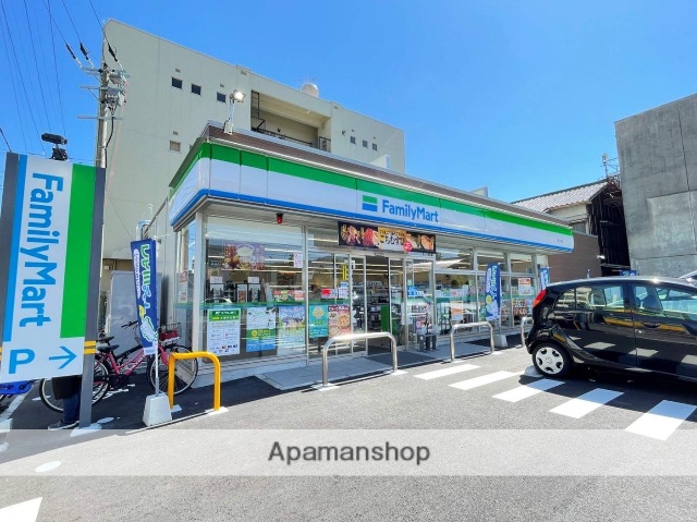 コンビニ　ファミリーマート南三条店（コンビニ）まで206m