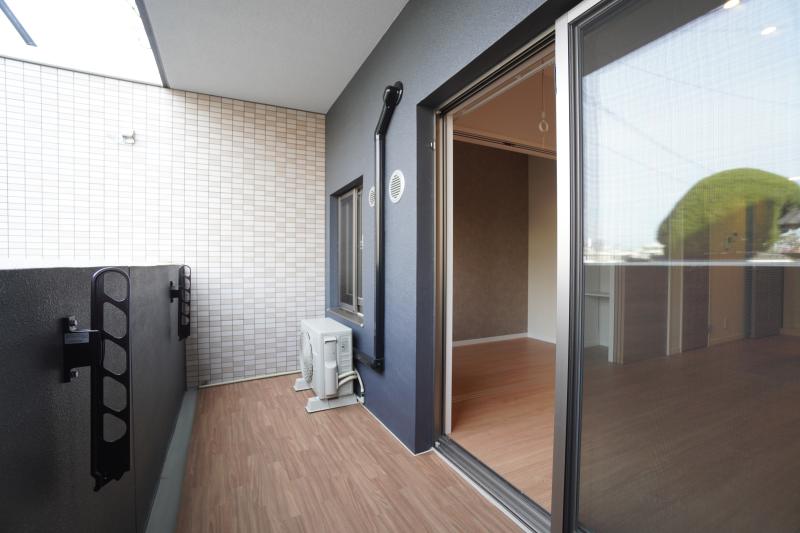 バルコニー　同シリーズ別物件の写真です