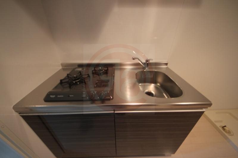 キッチン　コンパクトなキッチンで掃除もラクラク