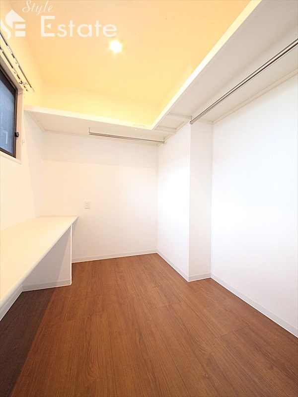 収納　ウォークインクローゼット