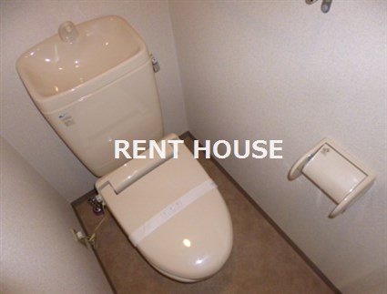 トイレ　別号室の参考写真となります