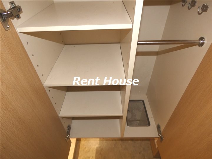 玄関　別号室の参考写真となります