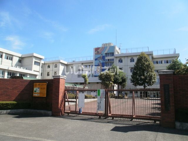 小学校　日野第五小学校（小学校）まで482m