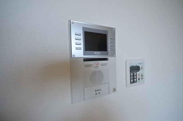 セキュリティ　同建物の同間取りの別のお部屋のイメージです。