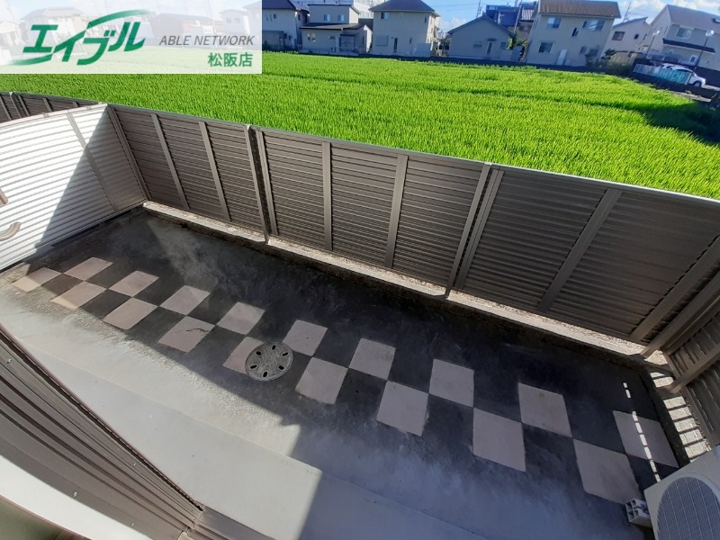 庭　同型参考写真