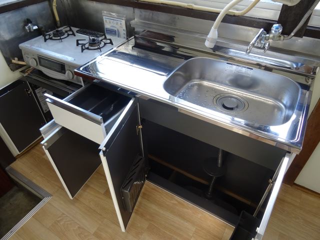 キッチン　キッチン下部収納