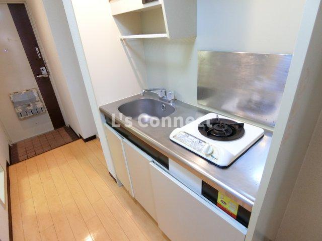 キッチン　1口ガスコンロ付きのキッチンです。