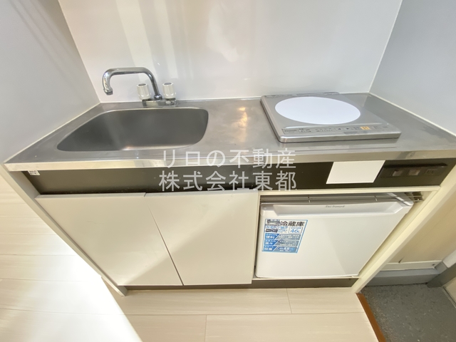 キッチン　火を使わず安心でお掃除も簡単なＩＨコンロ付です♪