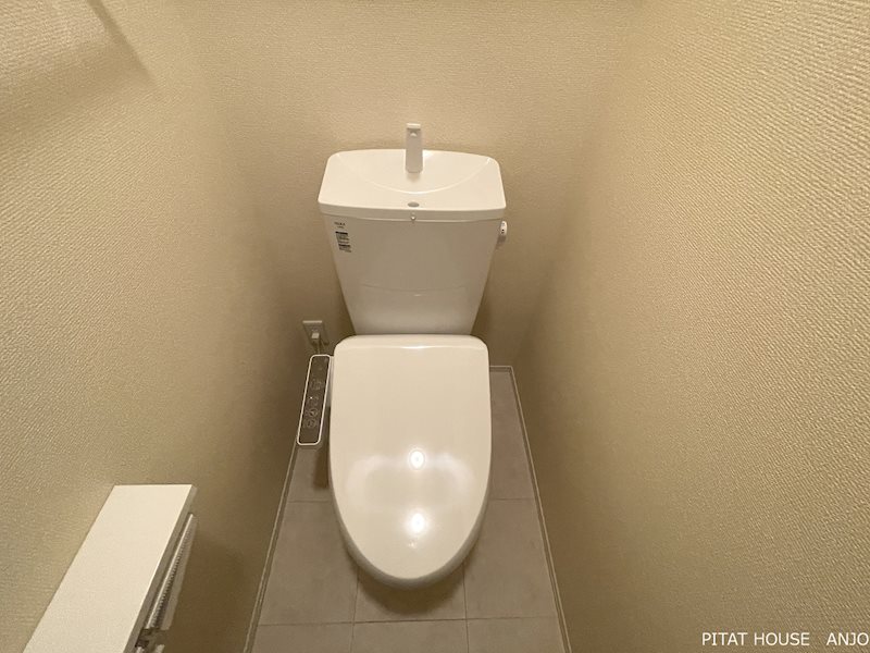 トイレ　同物件別部屋