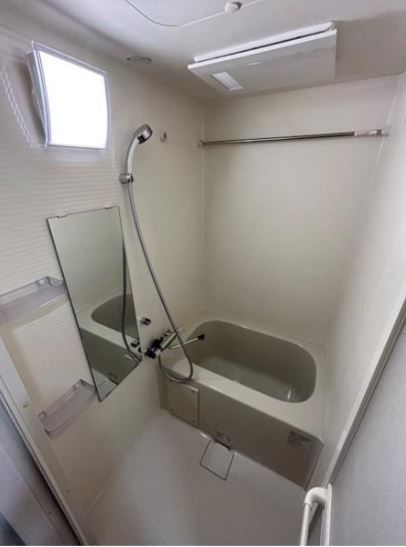 バス・シャワールーム　風呂