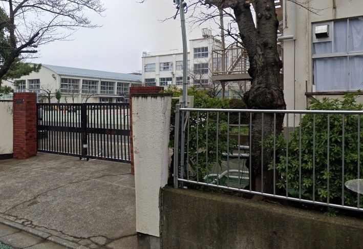 小学校　足立区立宮城小学校（小学校）まで50m